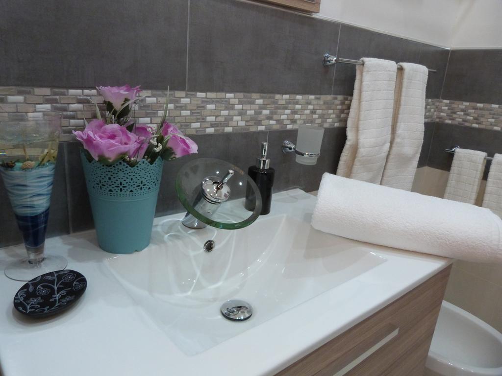 Casa Principe Maqueda Apartment ปาแลร์โม ภายนอก รูปภาพ